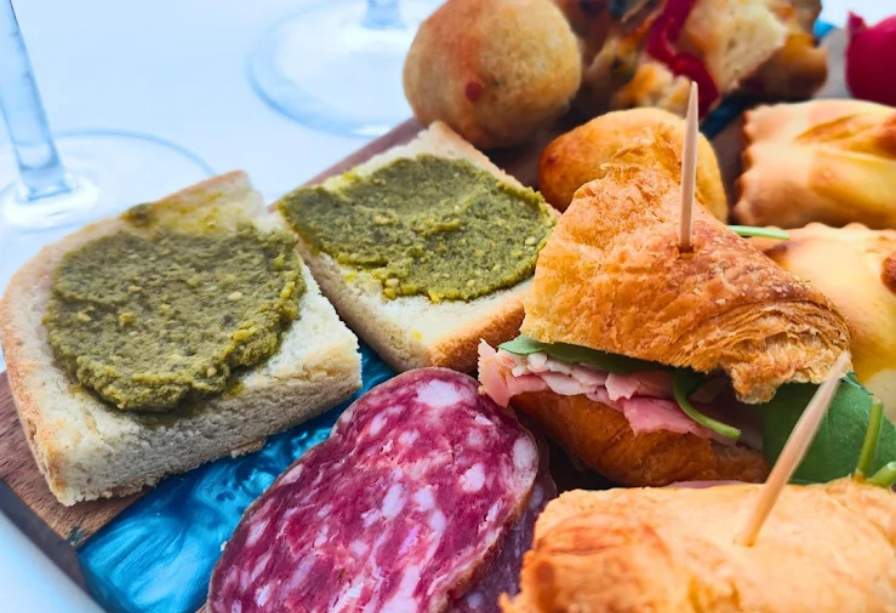 Oltre Bar